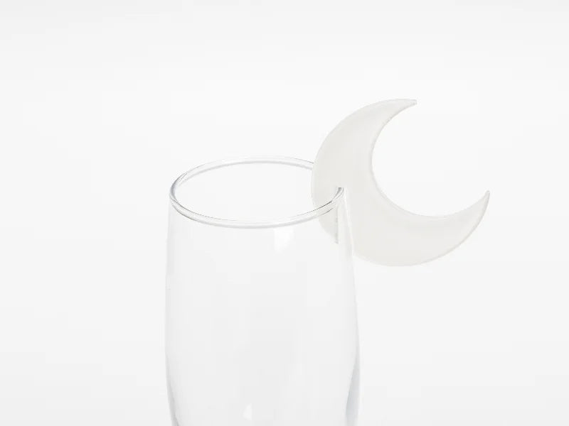 Sublimation Blanks Acrylic Drink Tags (4.5*5*0.4cm,Moon Shape)